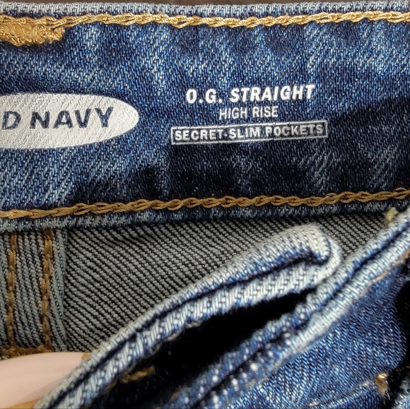 4/$20 Old Navy O.G. Straight Leg Distressed Blue Jeans Size 6 - Picture 4 of 7